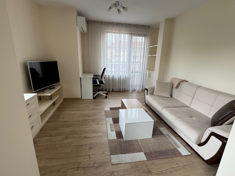 Издаје се  1 спаваћа соба Софија , Центар , 65 м2 | 31564978 - слика [3]