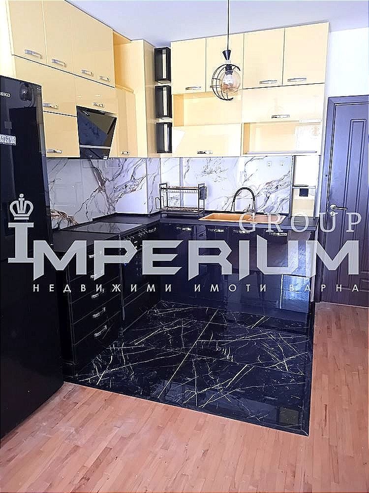 Дава под наем 2-СТАЕН, гр. Варна, Колхозен пазар