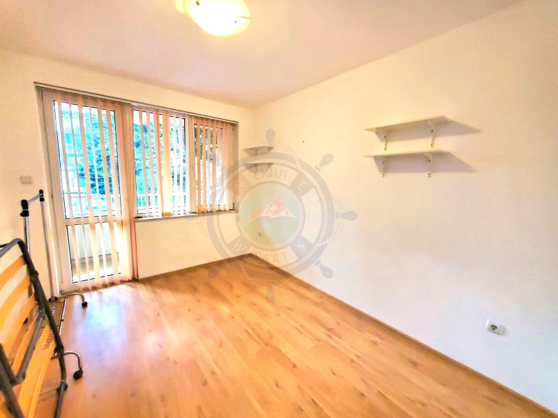 Zu vermieten  2 Schlafzimmer Warna , Okraschna bolniza-Generali , 95 qm | 60728231 - Bild [9]