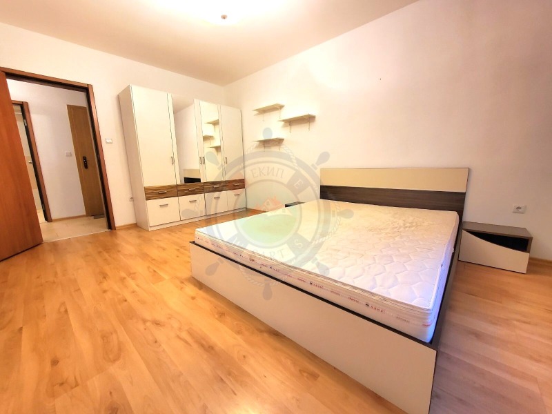 Zu vermieten  2 Schlafzimmer Warna , Okraschna bolniza-Generali , 95 qm | 60728231 - Bild [8]