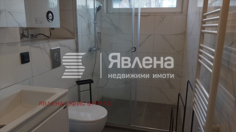 Дава под наем 3-СТАЕН, гр. Бургас, Център, снимка 15 - Апартаменти - 52716571