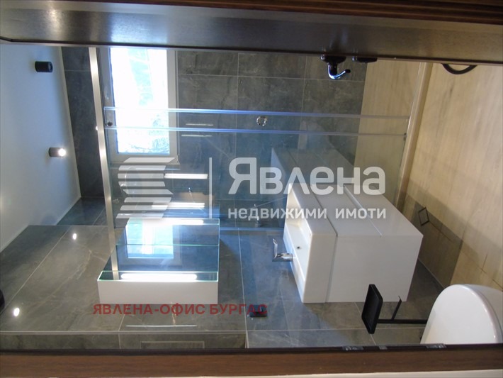 Дава под наем 3-СТАЕН, гр. Бургас, Център, снимка 5 - Апартаменти - 52716571