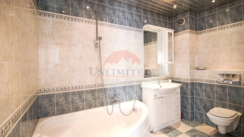 В аренду  3 спальни София , Изток , 203 кв.м | 38914550 - изображение [11]