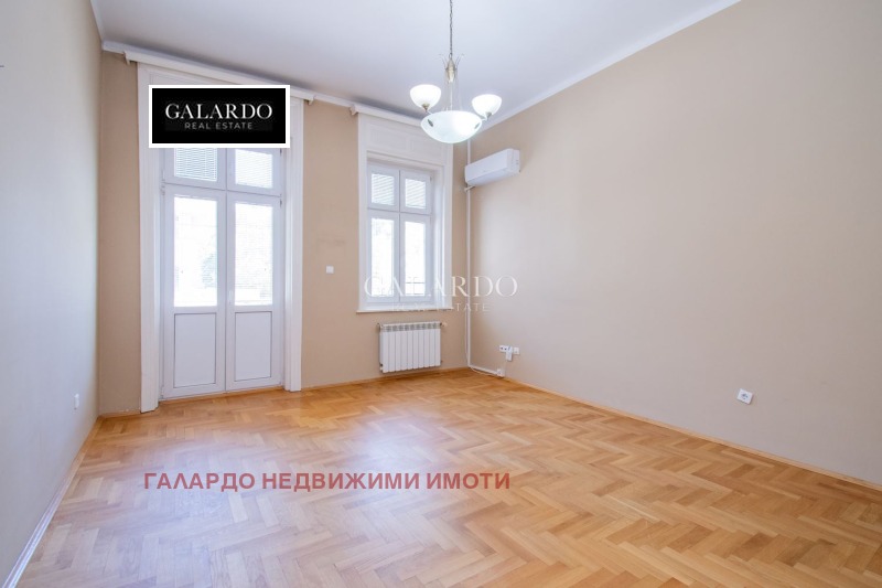 Дава под наем  Къща град София , Център , 850 кв.м | 44729197 - изображение [10]