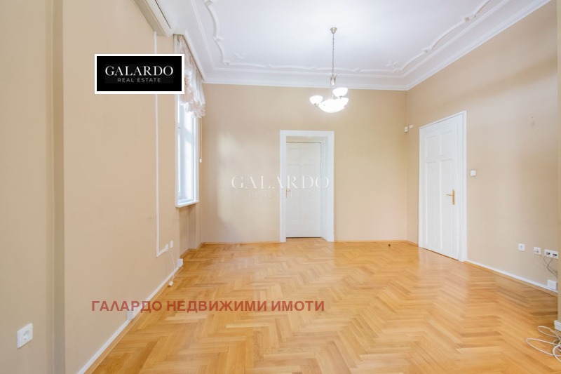 Дава под наем  Къща град София , Център , 850 кв.м | 44729197 - изображение [9]