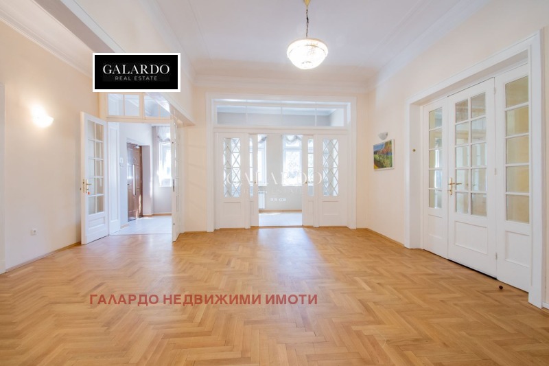 Дава под наем  Къща град София , Център , 850 кв.м | 44729197 - изображение [3]
