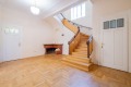 Под наем КЪЩА, град София, Център • 12500 € • 81952652 — Holmes.bg