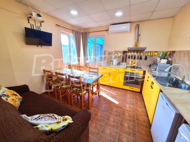 Дава под Наем КЪЩА в град Велико Търново, Асенов - 250 кв.м / 1 240 € » 2 425.23 лв., БЪЛГЕРИАН ПРОПЕРТИС