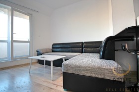 1 dormitor Slaveicov, Burgas