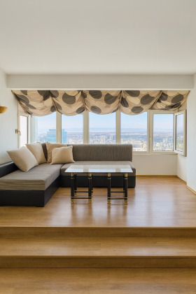 Te huur Maisonnette
