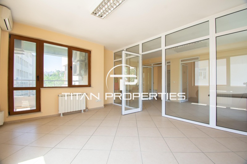 Te huur  Kantoor Sofia , Banisjora , 122 m² | 51485515 - afbeelding [12]