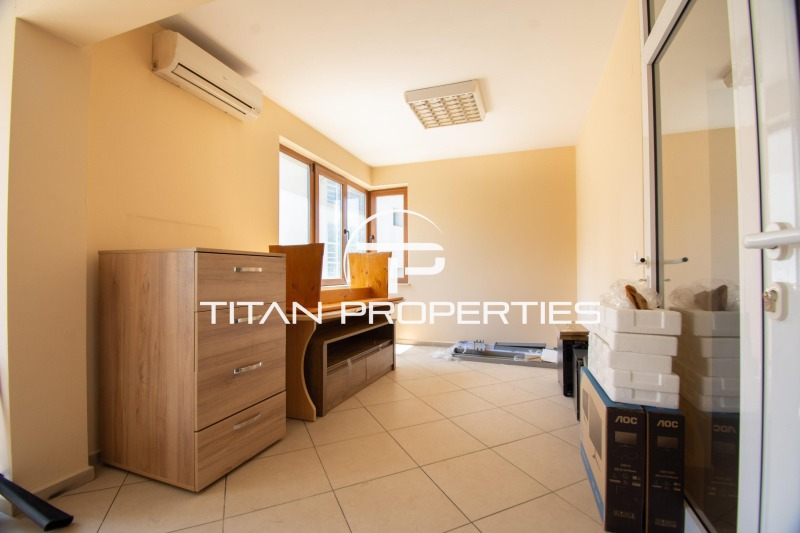 Te huur  Kantoor Sofia , Banisjora , 122 m² | 51485515 - afbeelding [15]