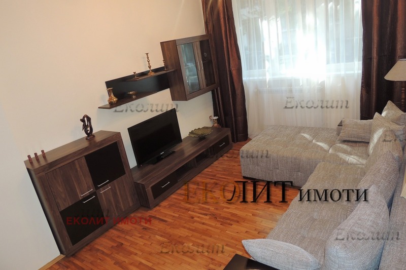 Para alugar  1 quarto Sofia , Doktorski pametnik , 75 m² | 51735765 - imagem [3]