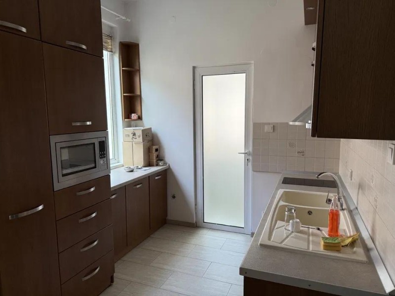 För uthyrning  3 sovrum Sofia , Centar , 100 kvm | 21900327 - bild [3]