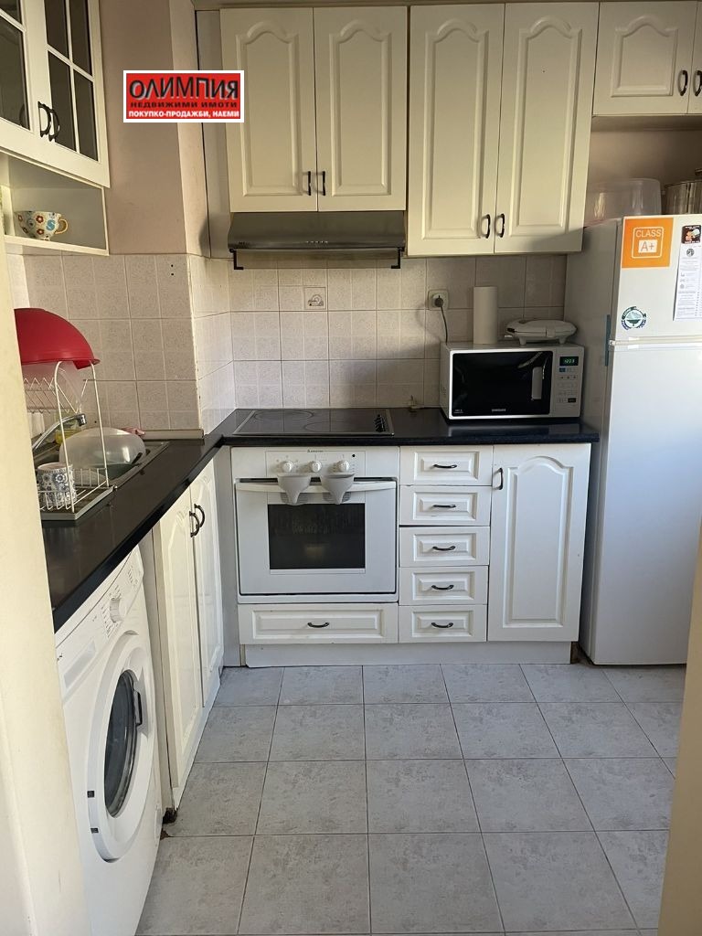En renta  2 dormitorios Pleven , Shirok tsentar , 90 metros cuadrados | 65356227