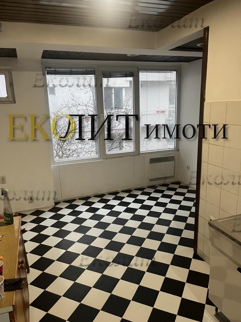 Дава под наем 3-СТАЕН, гр. София, Център, снимка 2 - Апартаменти - 55529808