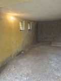 Дава под наем ГАРАЖ, ПАРКОМЯСТО, гр. Плевен, 9-ти квартал, снимка 1