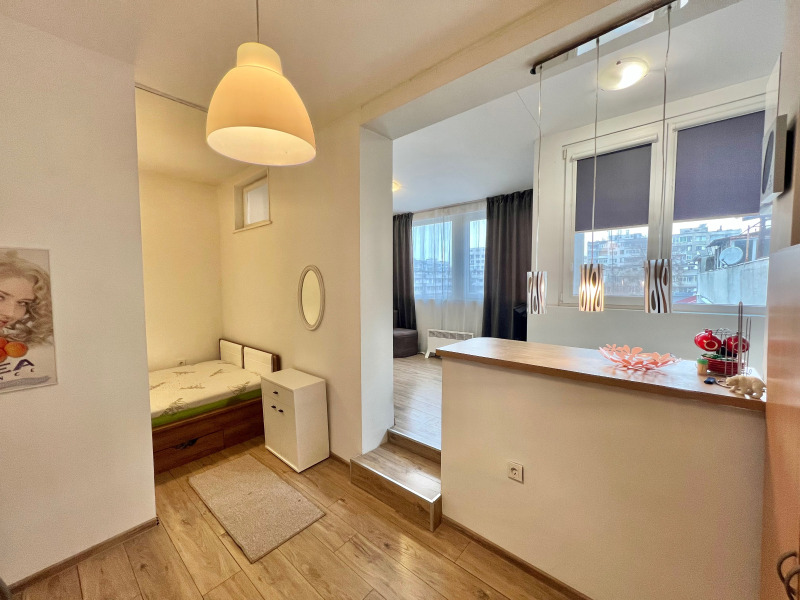 Дава под наем 1-СТАЕН, гр. Варна, Център