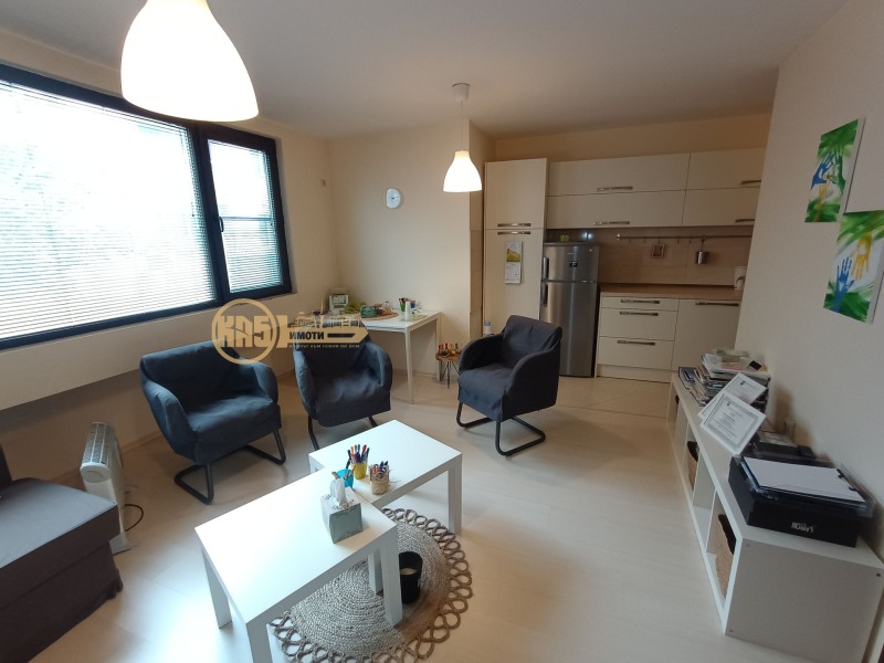 Zu vermieten  1 Schlafzimmer Sofia , Nadeschda 2 , 56 qm | 83597648