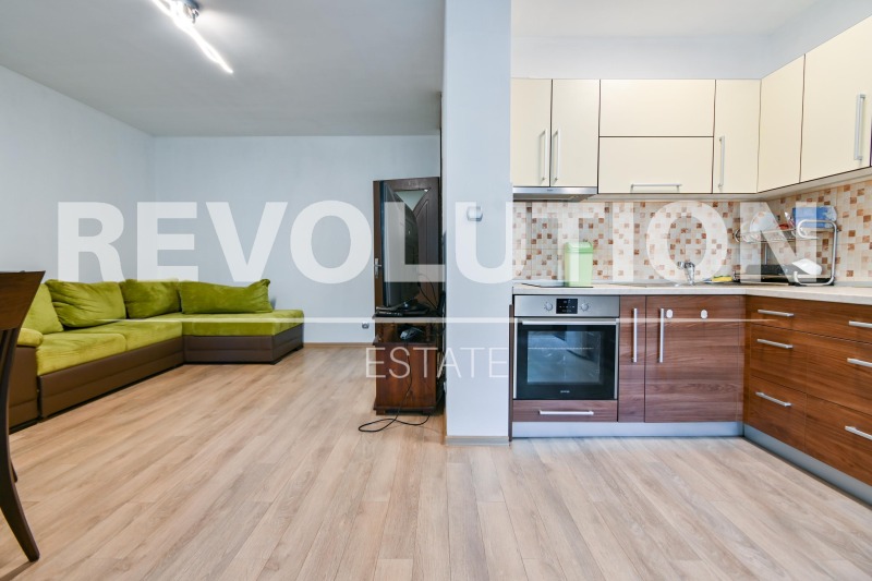 A louer  1 chambre Sofia , Oborichte , 73 m² | 31310928