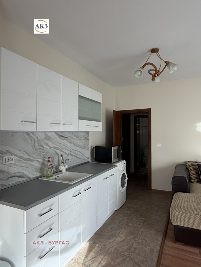 Дава под наем 2-СТАЕН, гр. Бургас, Лазур