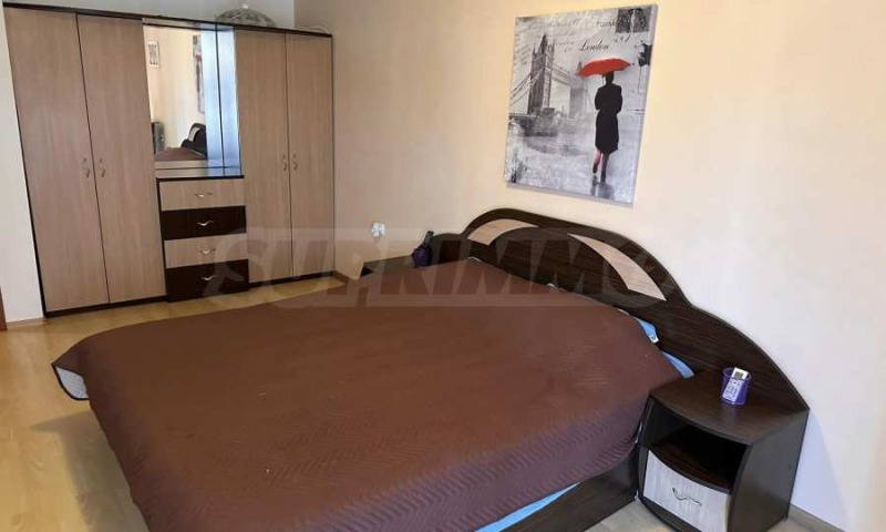 Дава под наем 4-СТАЕН, гр. Варна, Център, снимка 12 - Апартаменти - 52571700