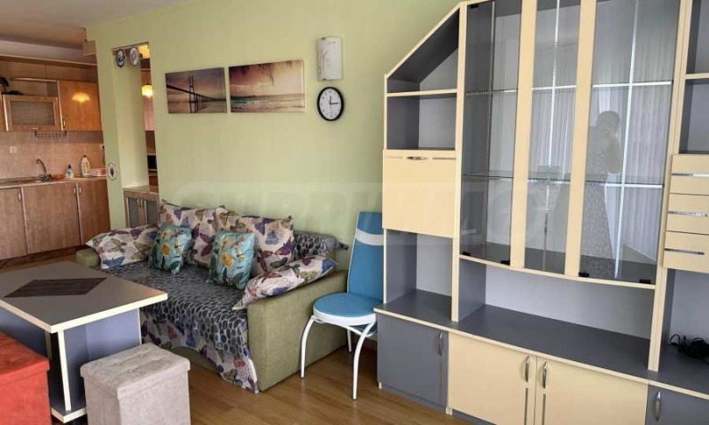 Дава под наем 4-СТАЕН, гр. Варна, Център, снимка 3 - Апартаменти - 52571700