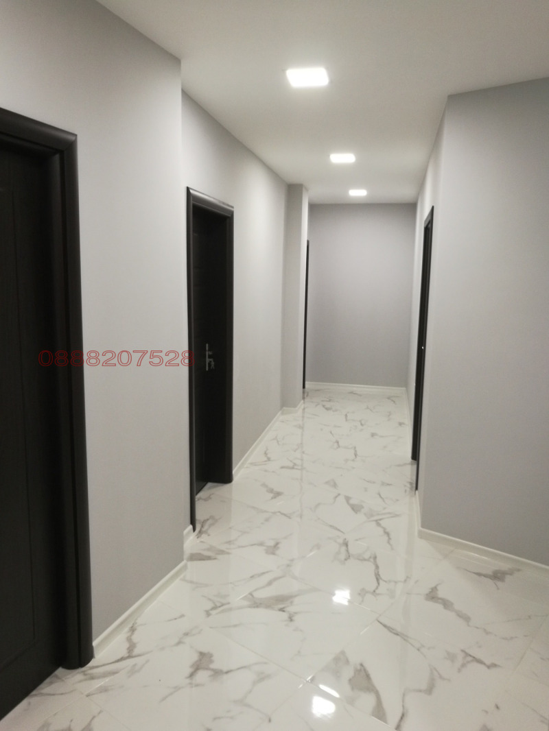 Дава под наем ОФИС, гр. Враца, Център, снимка 4 - Офиси - 53152708