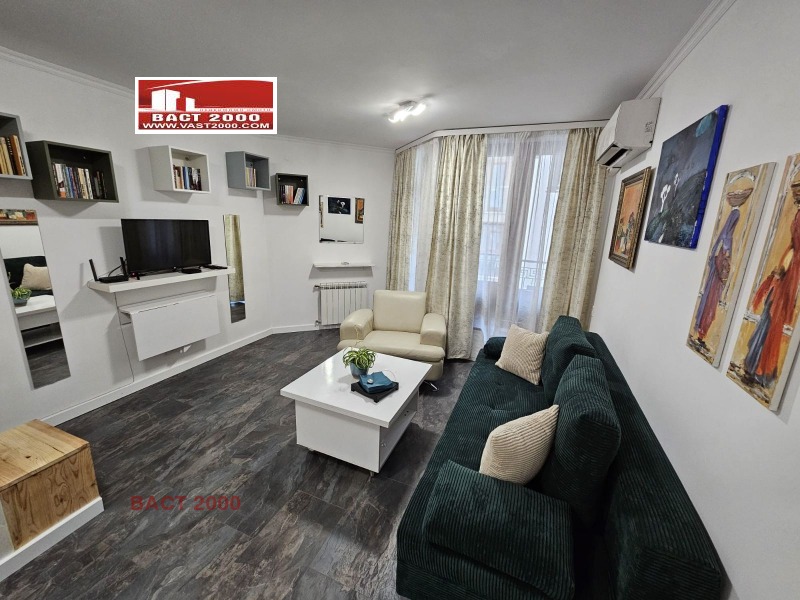 Te huur  Studio Sofia , Tsentar , 40 m² | 55566139 - afbeelding [2]