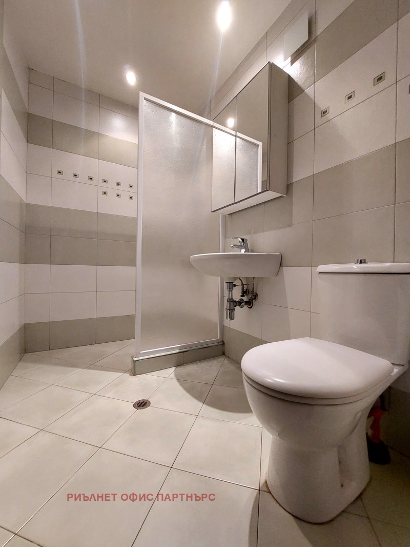 Дава под наем 3-СТАЕН, гр. София, Разсадника, снимка 13 - Апартаменти - 53464574