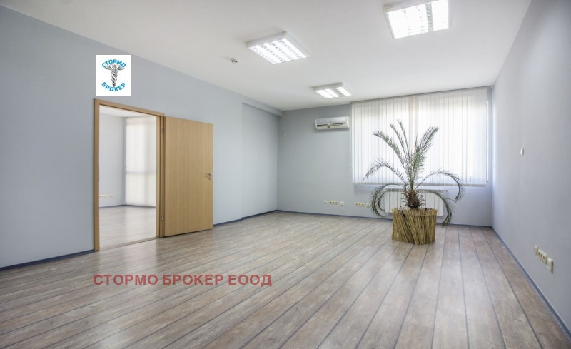 Kiralık  Ofis Sofia , Lozenec , 75 metrekare | 81445371