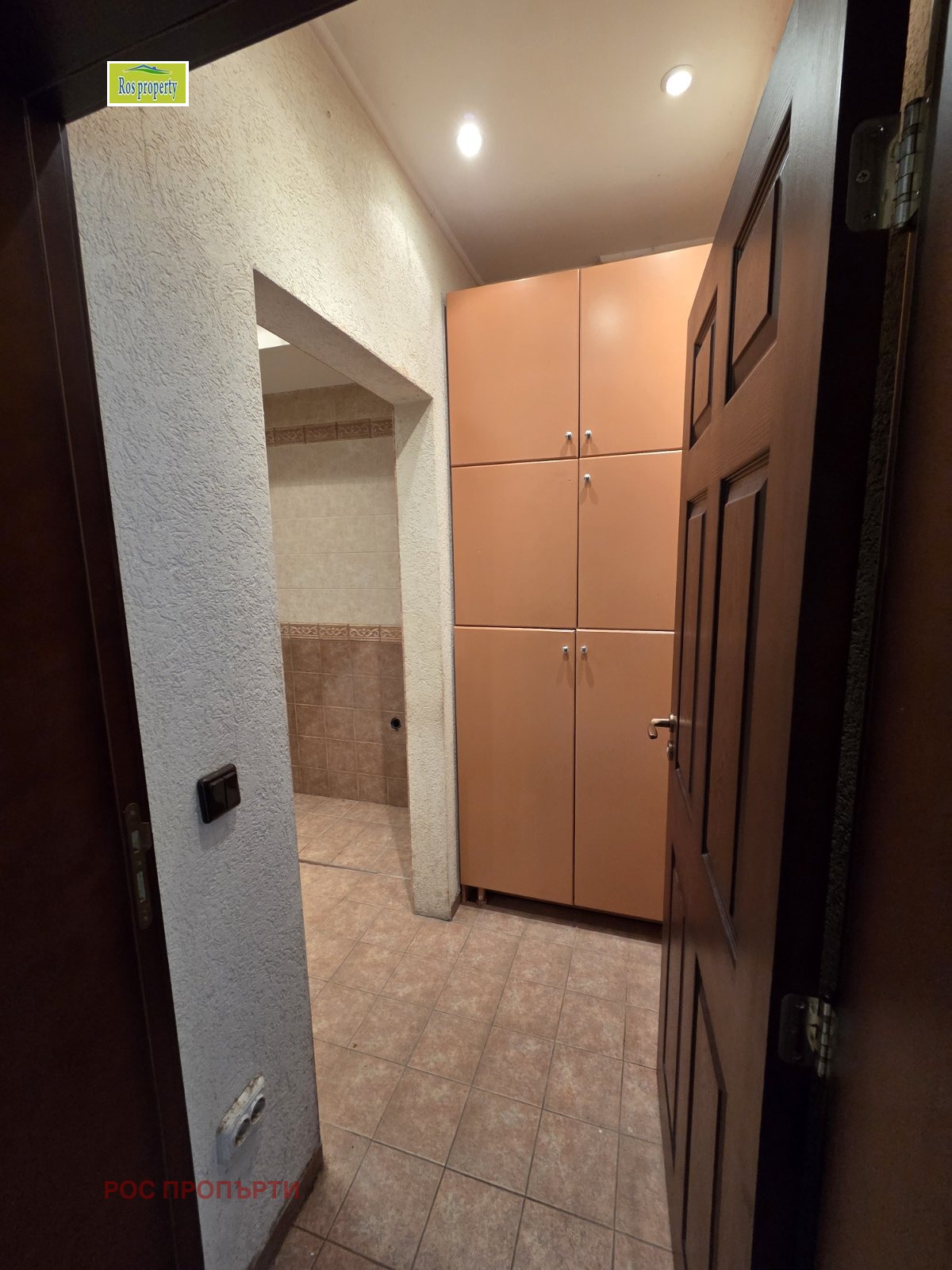 Дава под наем МНОГОСТАЕН, гр. София, Център, снимка 6 - Апартаменти - 53717914