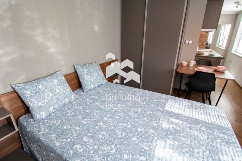 Дава под нем  1-стаен, град София, Студентски град •  460 EUR • ID 44792135 — holmes.bg - [1] 