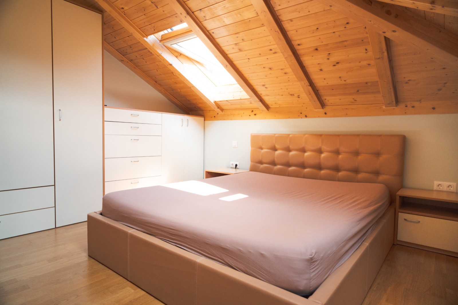 ���� ��� ���� 2-����� | Imot.bg � ����������� 13