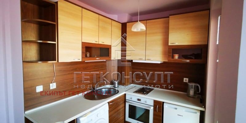 Дава под нем  1-стаен, град Варна, Цветен квартал •  650 лв. • ID 13397898 — holmes.bg - [1] 