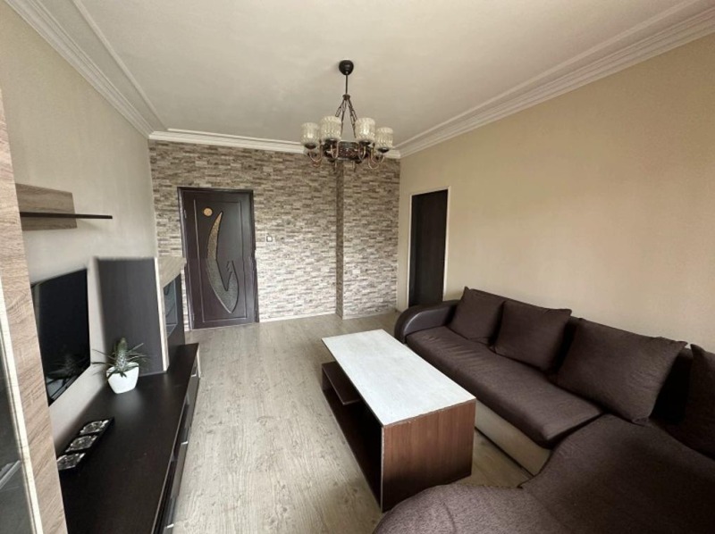 Te huur  2 slaapkamers Sofia , Ljulin 9 , 89 m² | 59525049 - afbeelding [2]