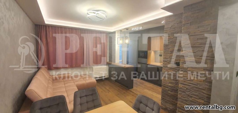 Дава под наем МНОГОСТАЕН, гр. Пловдив, Център, снимка 4 - Апартаменти - 53517414