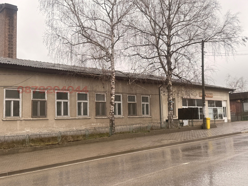 Дава под наем ПРОМ. ПОМЕЩЕНИЕ, гр. Костенец, област София област