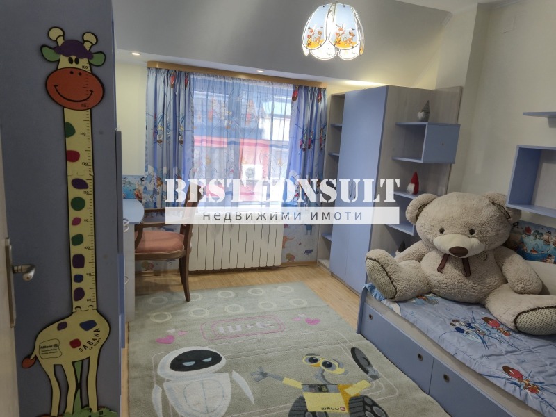 Издаје се  2 спаваће собе Русе , Јaлта , 87 м2 | 48847194 - слика [8]