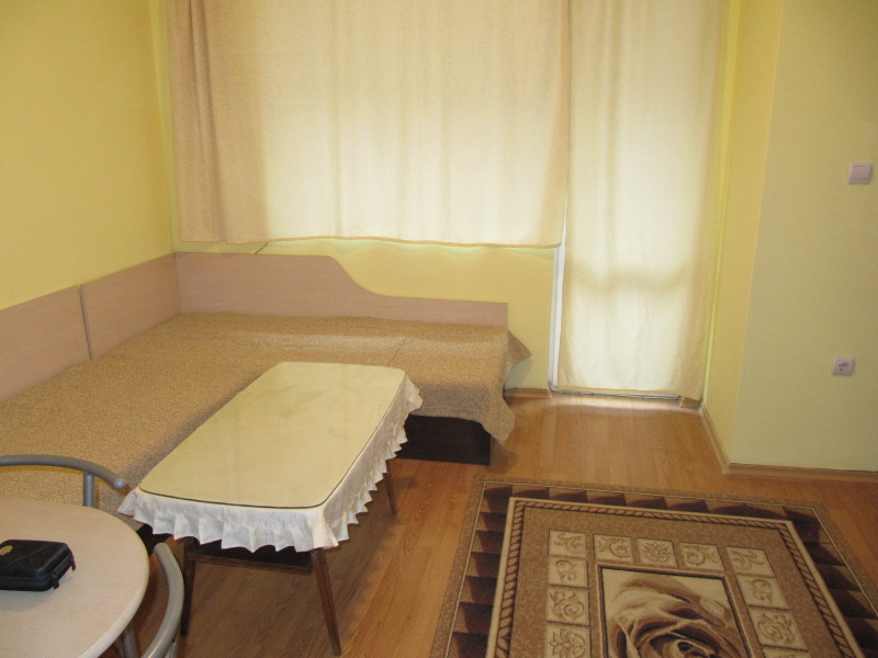 K pronájmu  Studio Burgas , Vazraždane , 40 m2 | 18295714