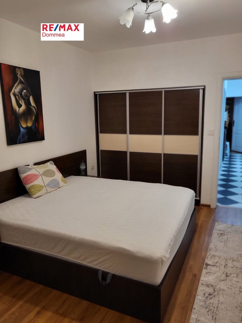 Дава под наем 3-СТАЕН, гр. Варна, Базар Левски