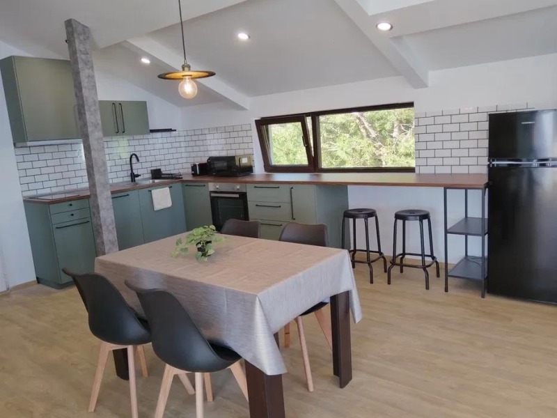 Дава под наем 4-СТАЕН, гр. Варна, к.к. Св.Св. Константин и Елена, снимка 2 - Апартаменти - 51640633