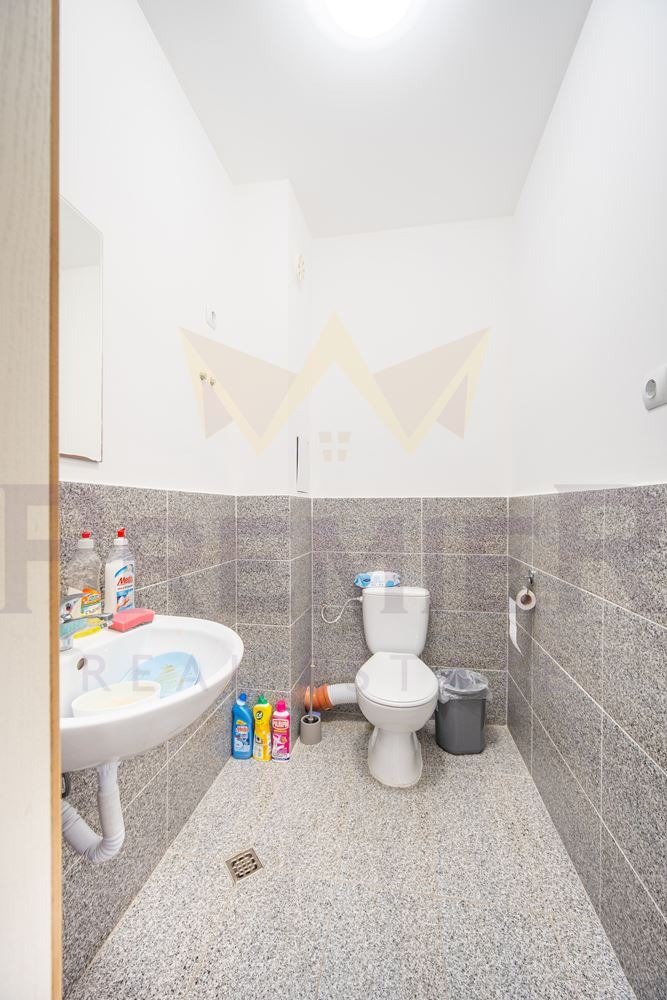 Дава под наем МАГАЗИН, гр. Бургас, Изгрев, снимка 5 - Магазини - 53441921