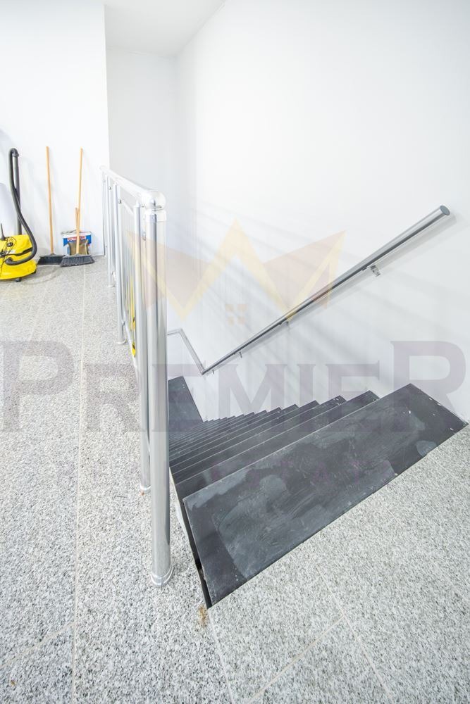 Дава под наем МАГАЗИН, гр. Бургас, Изгрев, снимка 4 - Магазини - 53441921