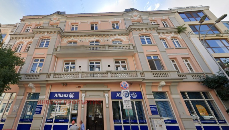 Дава под Наем БАНКОВ ОФИС в град Варна, Център - 400 кв.м / 9 500 € » 18 580.39 лв., ИНВЕСТ ПРОПЪРТИС