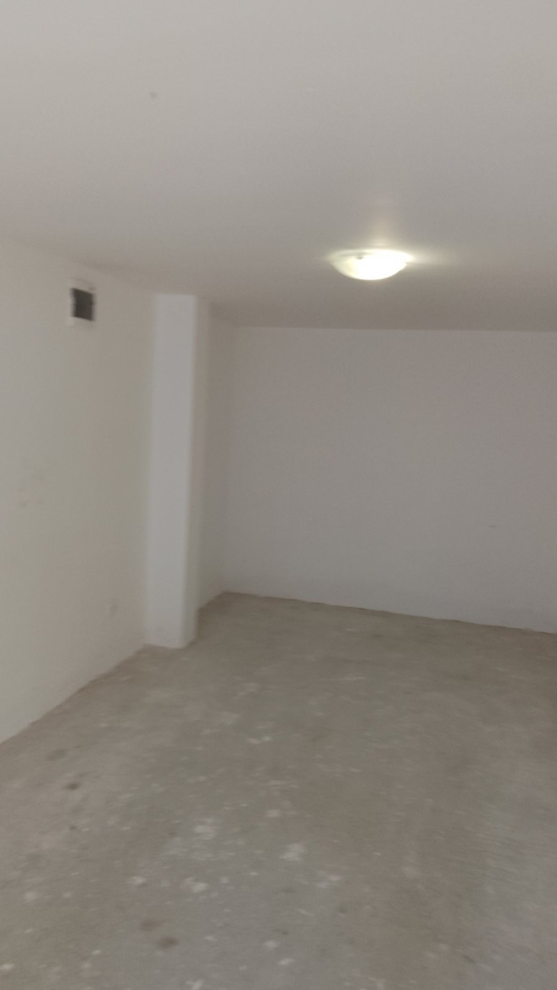 Дава под наем ГАРАЖ, ПАРКОМЯСТО, гр. София, Овча купел, снимка 2 - Гаражи и паркоместа - 52659892