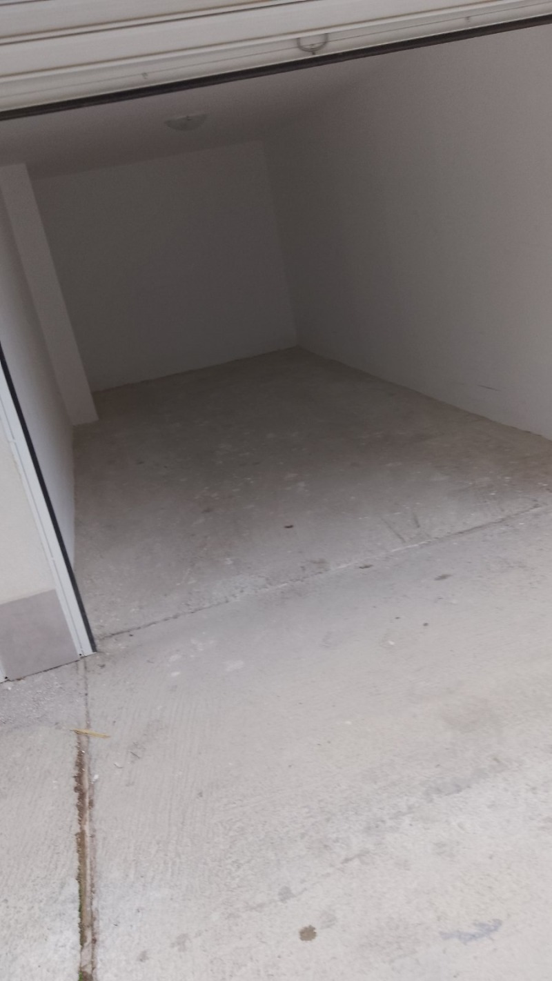 Дава под наем ГАРАЖ, ПАРКОМЯСТО, гр. София, Овча купел, снимка 4 - Гаражи и паркоместа - 52659892