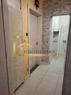 1-стаен град Варна, ВИНС-Червен площад 5