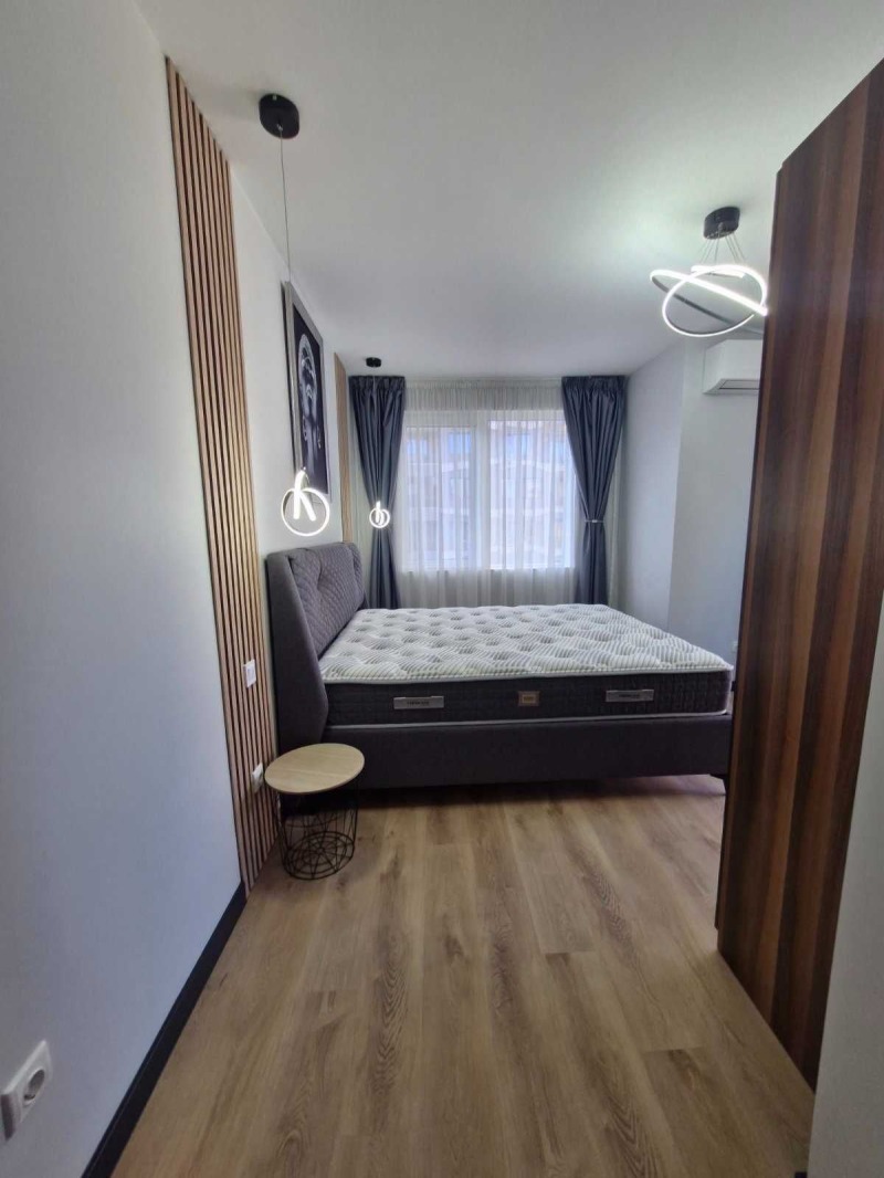 De inchiriat  2 dormitoare Sofia , Dârvenița , 115 mp | 62095880 - imagine [3]