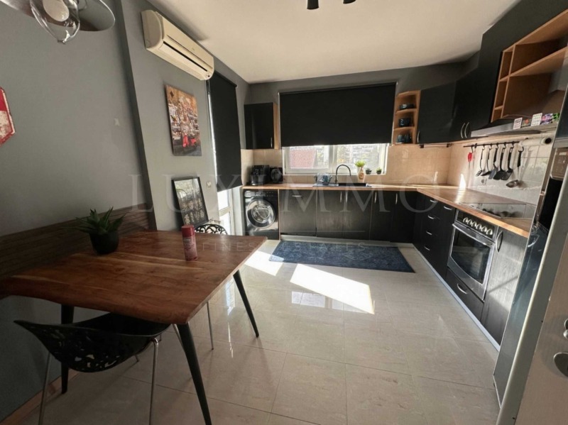 Te huur  3+ slaapkamer Sofia , Iztok , 150 m² | 85590714 - afbeelding [12]